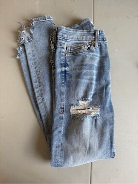 Good American Light Blue Distressed Skinny Jeans size 2